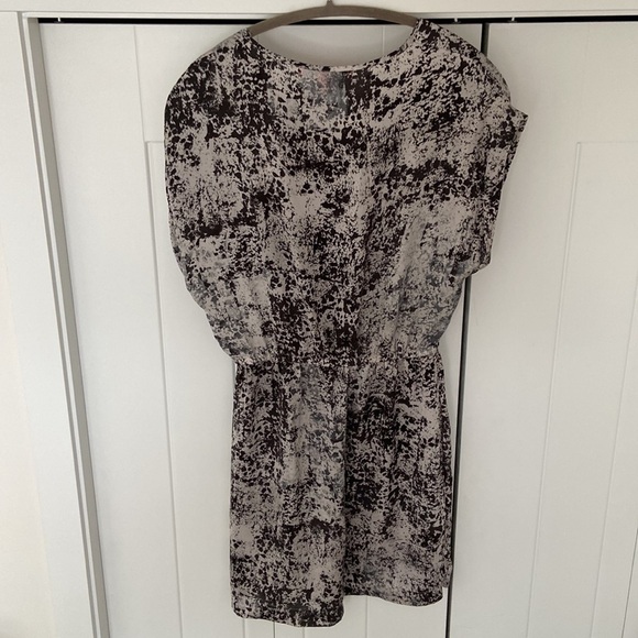 MANGO BASIC Shift Dress | Size XS - Picture 6 of 6